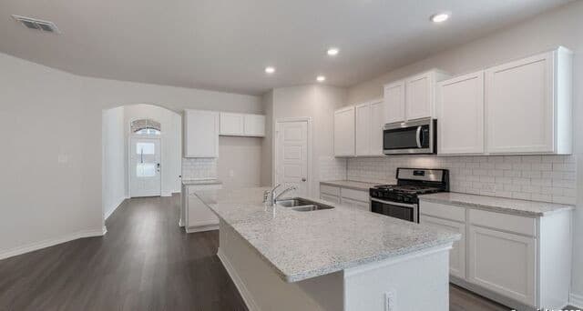 20832  Streamlet End, San Antonio, TX 78266 — photo 4