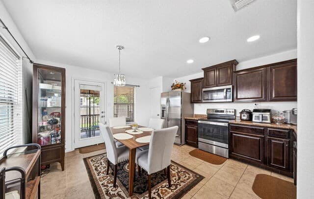 4403  Ivan Dr, San Antonio, TX 78244 — photo 16