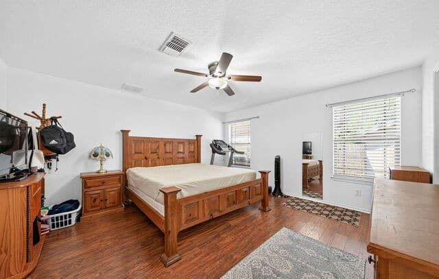 4403  Ivan Dr, San Antonio, TX 78244 — photo 17