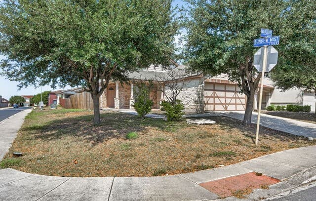 4403  Ivan Dr, San Antonio, TX 78244 — photo 2