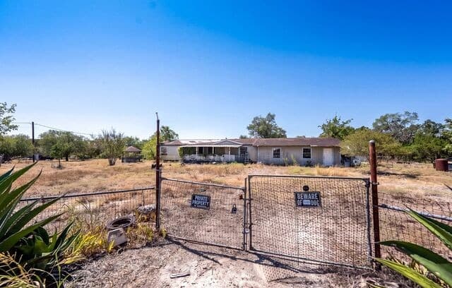 990  Hillcrest Trl, Spring Branch, TX 78070 — photo 4