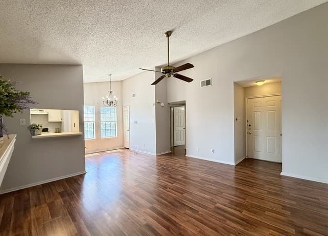 4212 Medical Dr Unit 608, San Antonio, TX 78229 — photo 2