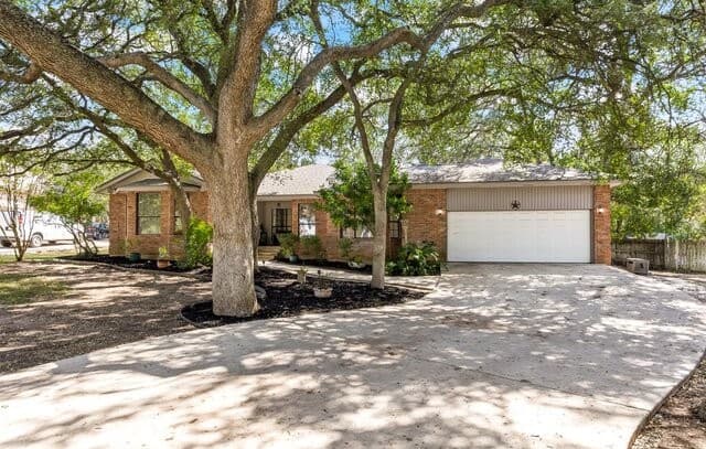 20008  Hickory Bnd, Garden Ridge, TX 78266 — photo 2