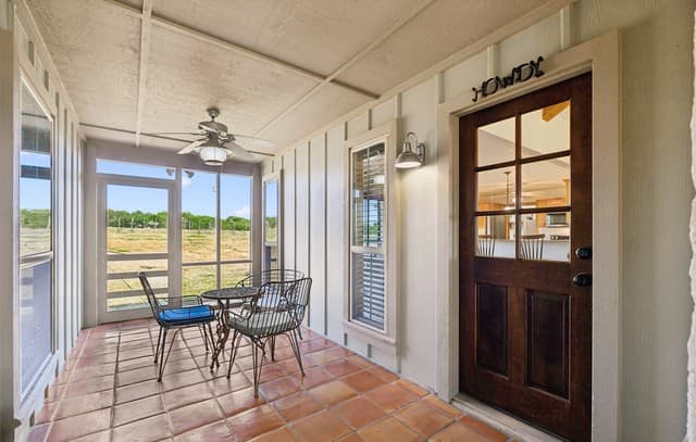466  County Road 742, Yancey, TX 78886 — photo 11