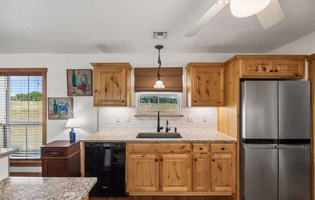 466  County Road 742, Yancey, TX 78886 — photo 18