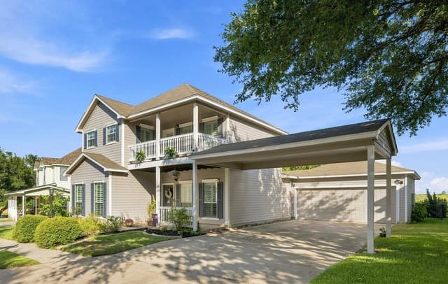 117  Whitewing, Floresville, TX 78114 — photo 2
