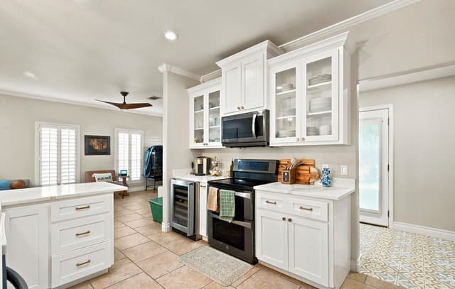 117  Whitewing, Floresville, TX 78114 — photo 9