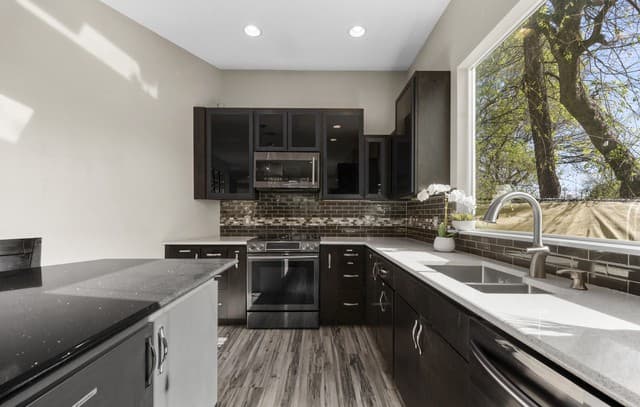 327  Jackson St, San Antonio, TX 78212 — photo 10