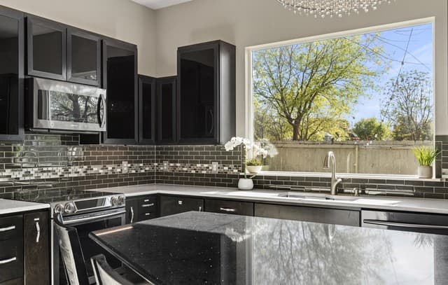 327  Jackson St, San Antonio, TX 78212 — photo 12