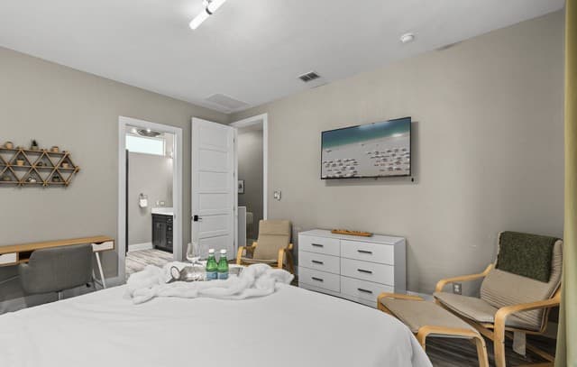 327  Jackson St, San Antonio, TX 78212 — photo 17