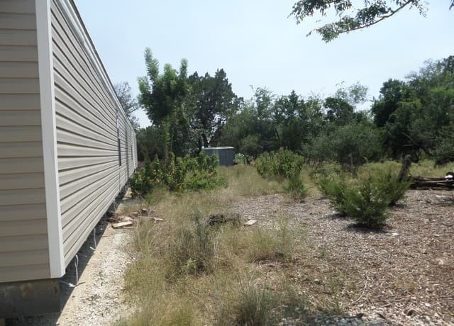 798  Scenic Dr, Bandera, TX 78003 — photo 3