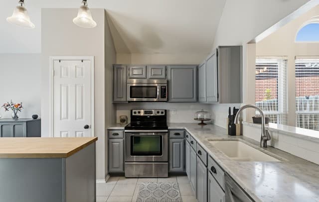 25123  Summit Crk, San Antonio, TX 78258 — photo 10