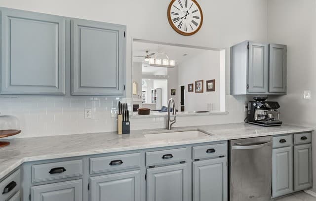 25123  Summit Crk, San Antonio, TX 78258 — photo 15