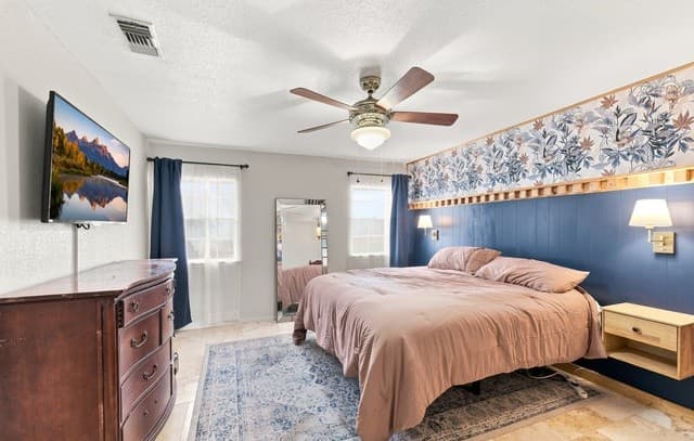 3443  Hunters Cir, San Antonio, TX 78230 — photo 12