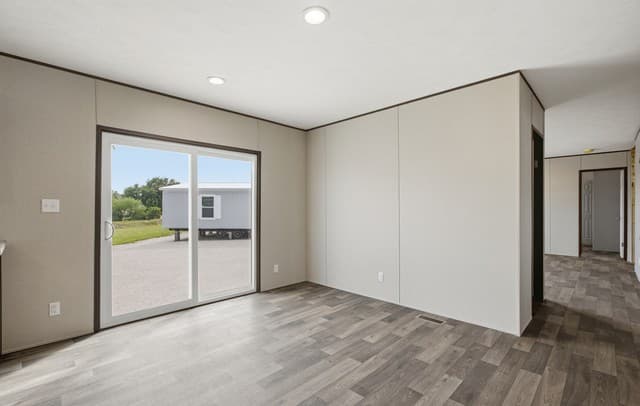 2711  Fm 1332, Jourdanton, TX 78026 — photo 9