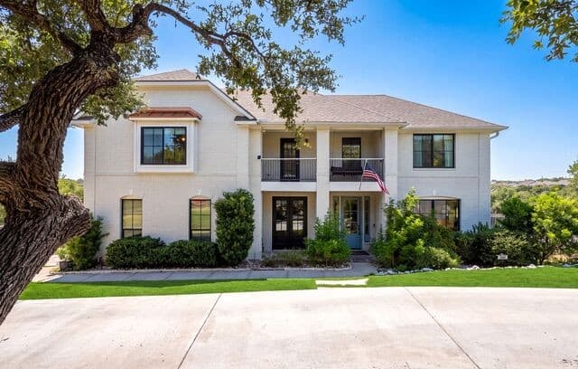 719  Walder Trail, San Antonio, TX 78260 — photo 2