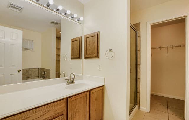 13103  Stoney Creek Dr, Universal City, TX 78148 — photo 17