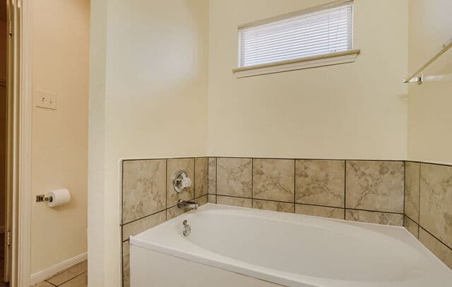13103  Stoney Creek Dr, Universal City, TX 78148 — photo 18