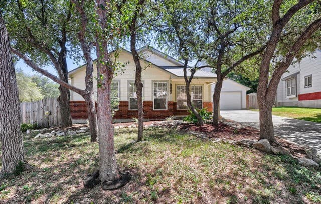 13103  Stoney Creek Dr, Universal City, TX 78148 — photo 5
