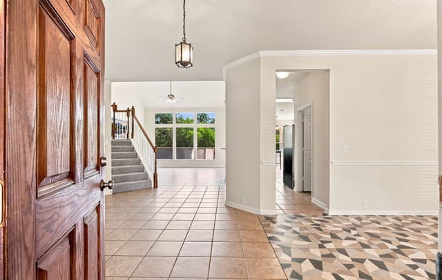718  Desert Bluff, San Antonio, TX 78258 — photo 2