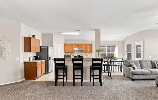 15815  Hastings Park, Selma, TX 78154 — photo 5