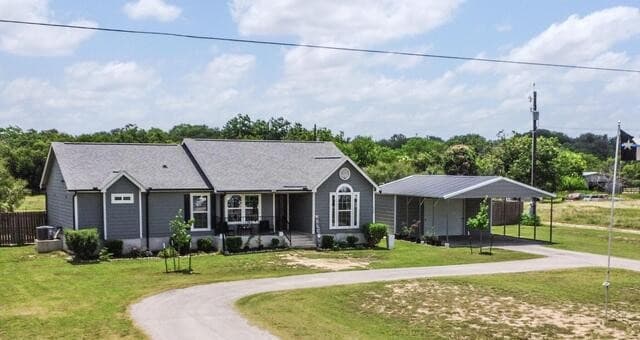 866  Sea Willow Dr, Marion, TX 78124 — photo 2