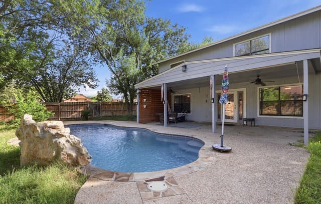 2803  Fisher Field