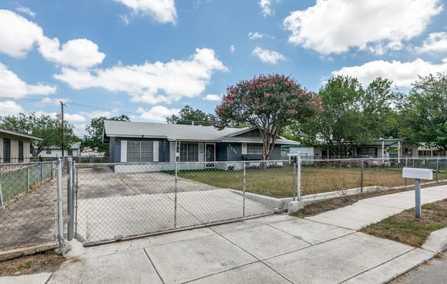 7139  Westbriar, San Antonio, TX 78227 — photo 24