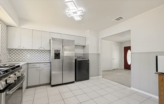 7139  Westbriar, San Antonio, TX 78227 — photo 5