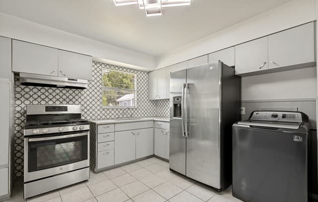 7139  Westbriar, San Antonio, TX 78227 — photo 7