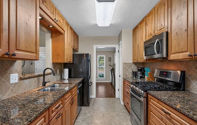 2839  Whisper Path St, San Antonio, TX 78230 — photo 11