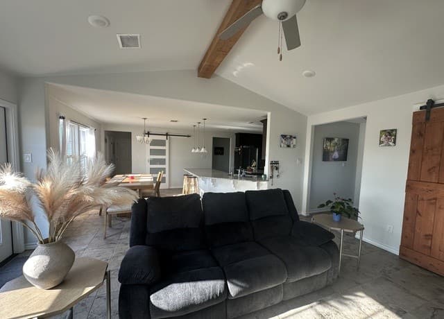 2171 & 2155  County Road 5710, Devine, TX 78016 — photo 10