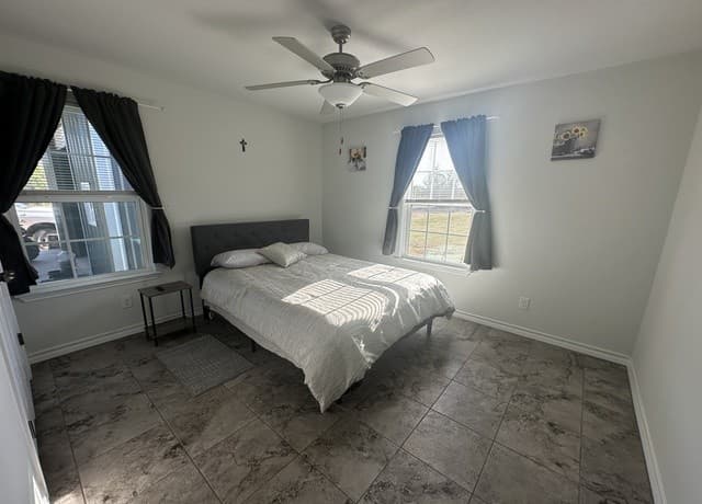 2171 & 2155  County Road 5710, Devine, TX 78016 — photo 12