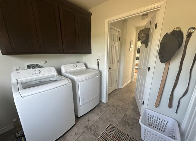 2171 & 2155  County Road 5710, Devine, TX 78016 — photo 19