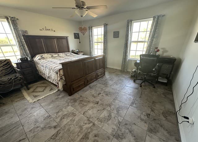 2171 & 2155  County Road 5710, Devine, TX 78016 — photo 24
