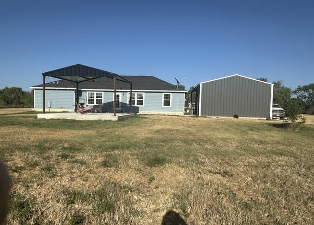 2171 & 2155  County Road 5710, Devine, TX 78016 — photo 3