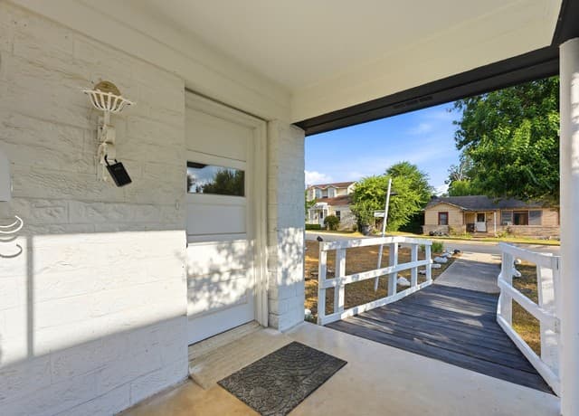 707  Chicago, San Antonio, TX 78210 — photo 3