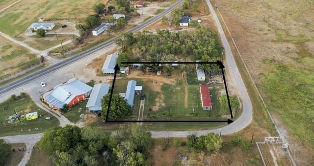 80  County Road 100, Floresville, TX 78114 — photo 7