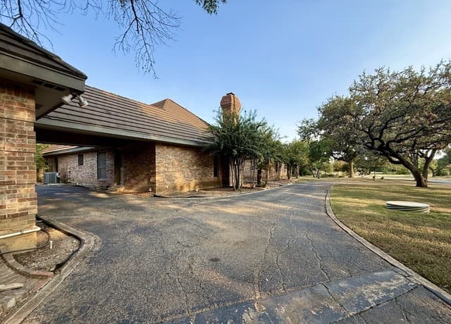 21210  Forest Waters Cir, Garden Ridge, TX 78266 — photo 4