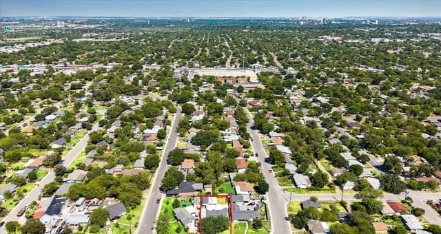 3206  Capitol Ave, San Antonio, TX 78201 — photo 2
