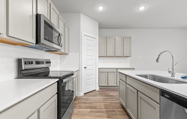 9978  Chavaneaux Lndg, San Antonio, TX 78221 — photo 11