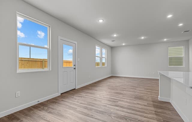 9978  Chavaneaux Lndg, San Antonio, TX 78221 — photo 8
