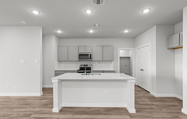 9971  Chavaneaux Lndg, San Antonio, TX 78221 — photo 11