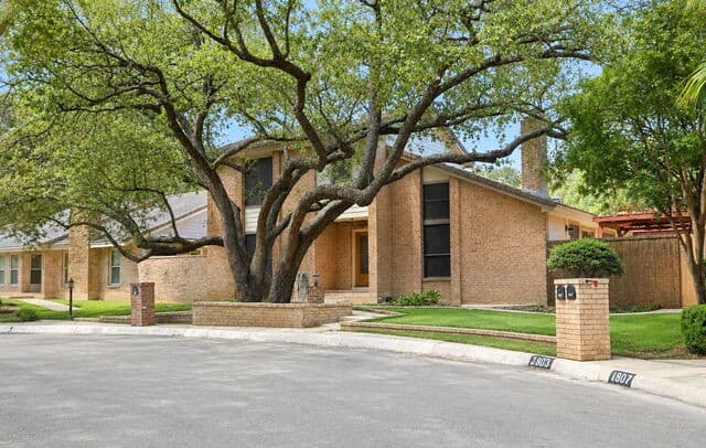 1800  Shadow Park St, San Antonio, TX 78232 — photo 2