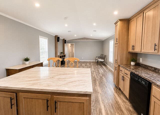 1685  County Road 5715, Natalia, TX 78059 — photo 4