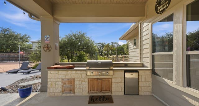 3117  Buck Meadows, Spring Branch, TX 78070 — photo 8