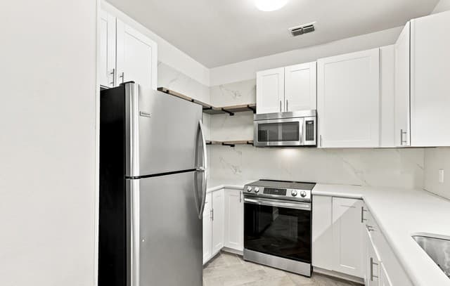 13014  Trent St, San Antonio, TX 78232 — photo 10