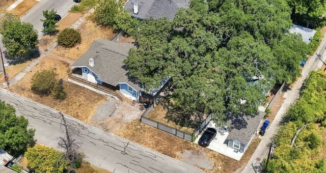1000  Kayton Ave, San Antonio, TX 78210 — photo 2