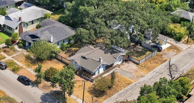 1000  Kayton Ave, San Antonio, TX 78210 — photo 3