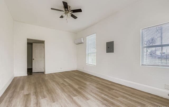 102  Aganier Ave, San Antonio, TX 78212 — photo 2